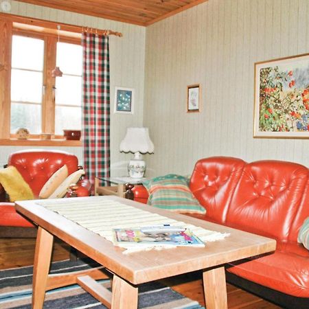 Cozy Home In Uddevalla With Wifi Haljebol Bagian luar foto