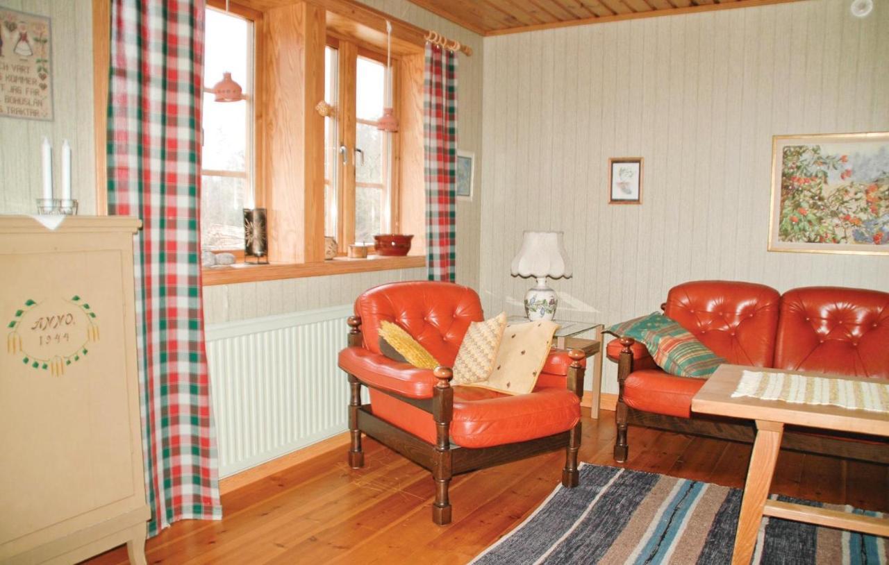 Cozy Home In Uddevalla With Wifi Haljebol Bagian luar foto